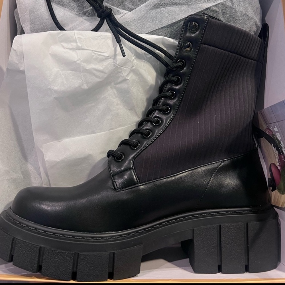 Simmi London Women's Black Combat Boots